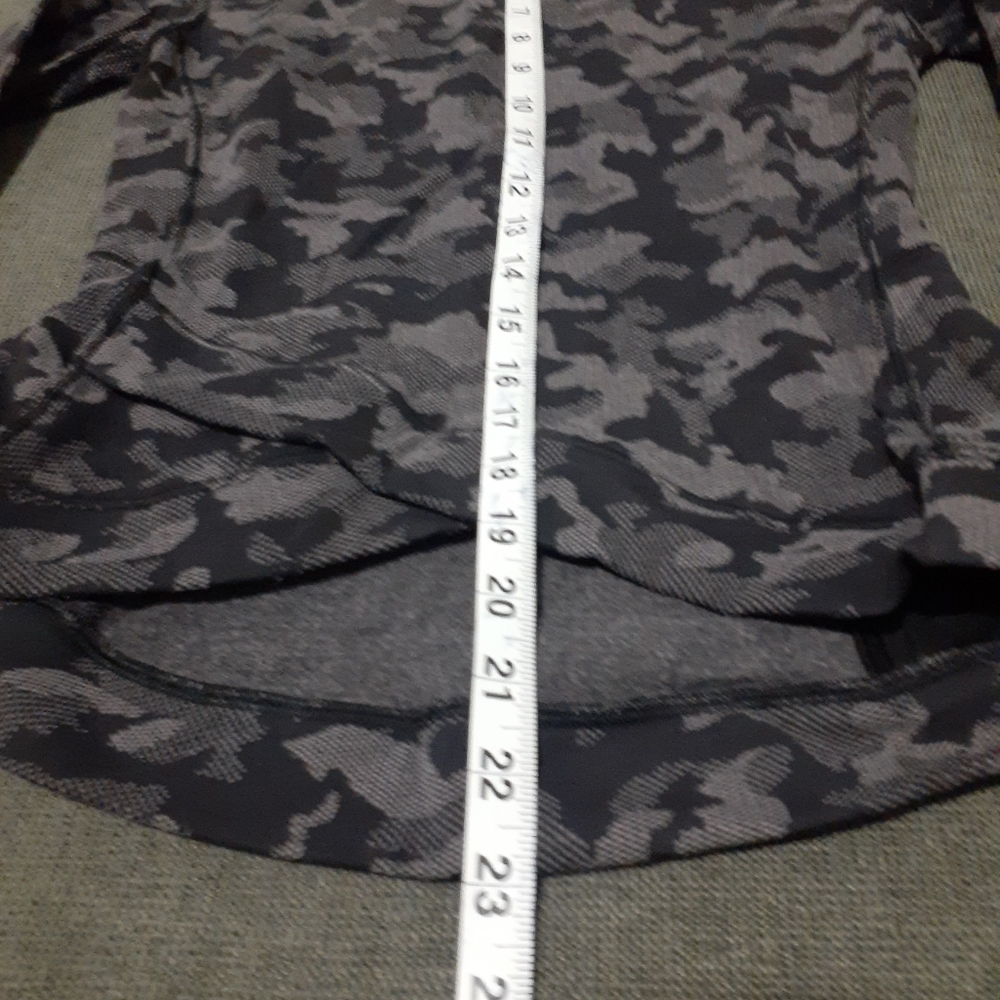 Lululemon rulu run Long Sleeve Heritage Camo Jacquard Blk Lunar Rock 4 - Picture 3 of 7